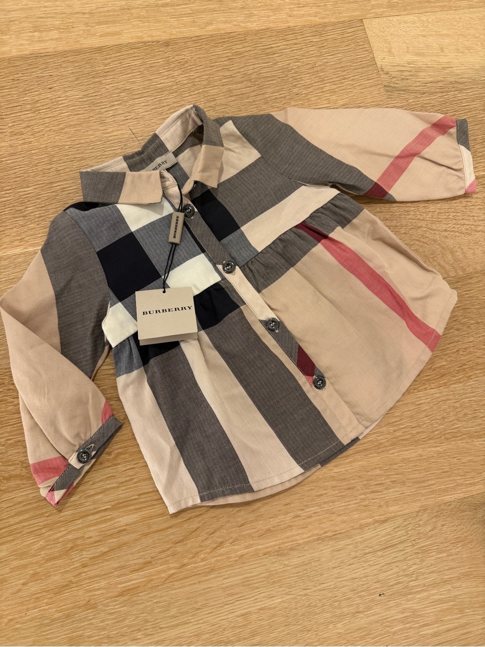 NWT Burberry Baby Button-Up Peplum Top Classic Plaid Pattern with Silver Buttons